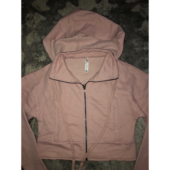 ❌SOLD❌Alo Yoga Trail Jacket / Pale Mauve / size small - Picture 7 of 9